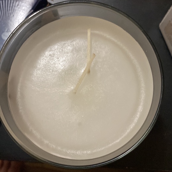 Partylite GloLite jar candle in Fig Fatale - Picture 4 of 4